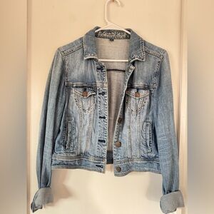 American Eagle Outfitters Light Blue Jean Jacket